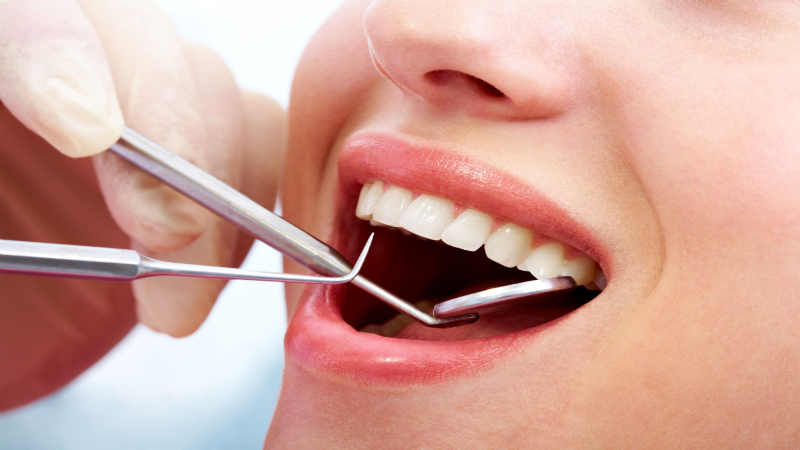 Choose to See Your Dentist Regularly, Find One in Chicago IL
