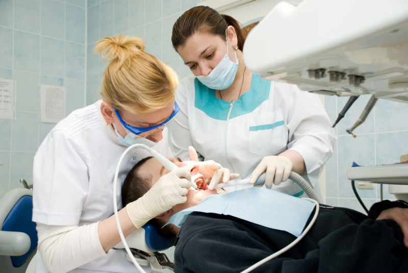 Ways Restorative Dentistry In Birmingham MI Can Help With Missing Teeth